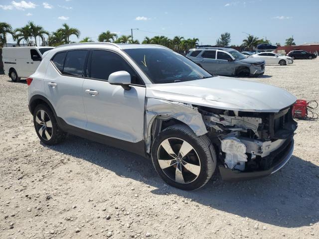 2021 VOLVO XC40 T4 MOMENTUM for Sale