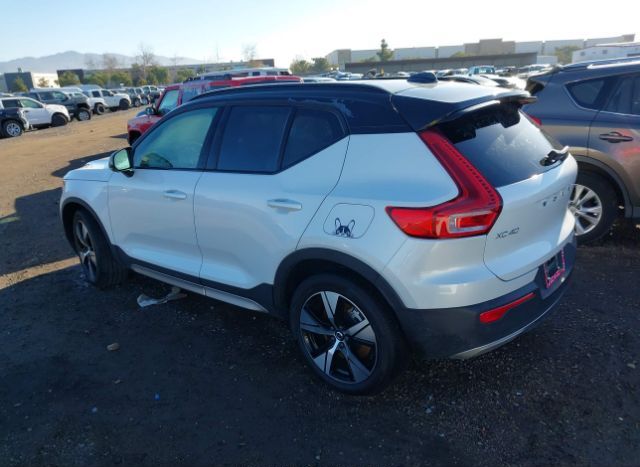 2022 VOLVO XC40 RECHARGE PURE ELECTRIC for Sale