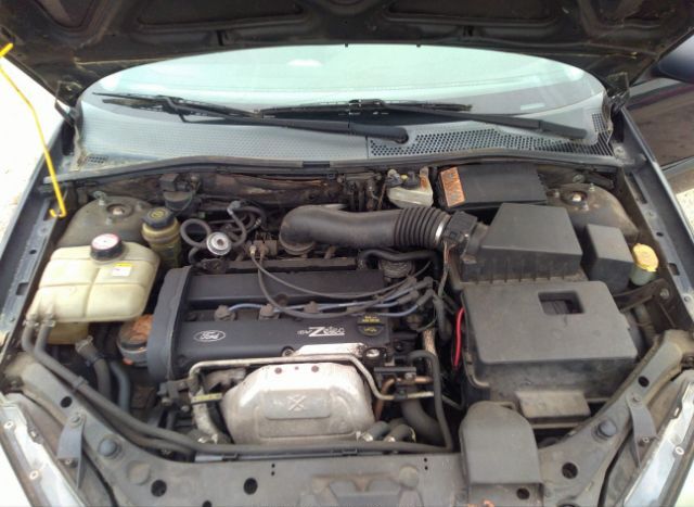 2004 FORD FOCUS for Sale