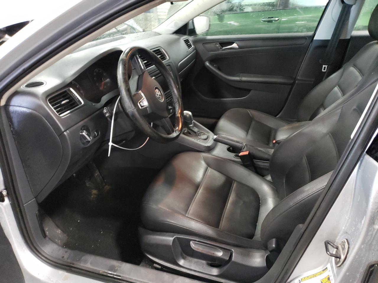 2011 VOLKSWAGEN JETTA for Sale