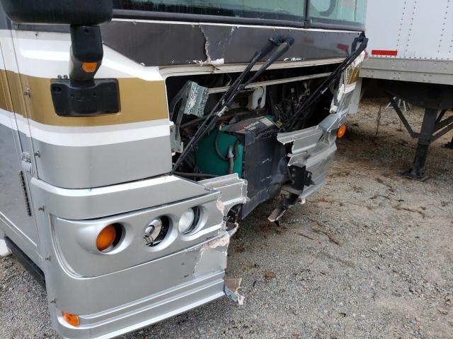 2003 FREIGHTLINER XC CHASSIS for Sale