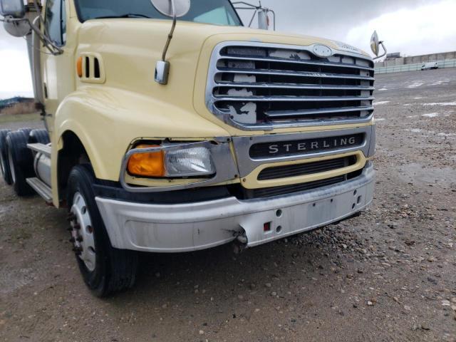 2004 STERLING TRUCK AT 9500 for Sale