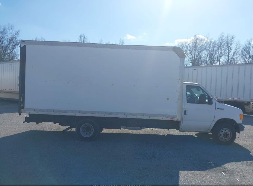 2006 FORD E-350 CUTAWAY for Sale