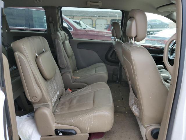 2016 CHRYSLER TOWN & COUNTRY LX for Sale