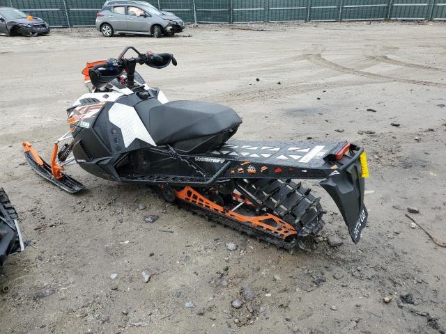 2015 ARCT SNOWMOBILE for Sale