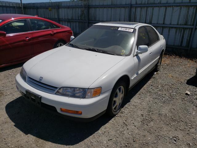 Salvage Car Honda Accord 1994 White For Sale In Arlington Wa Online Auction Jhmcd5652rc100645