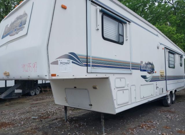 1998 CARRIAGE FIFTH WHEEL 36FT for Sale