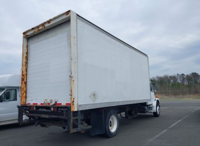 2002 FREIGHTLINER MEDIUM CONVENTIONAL for Sale